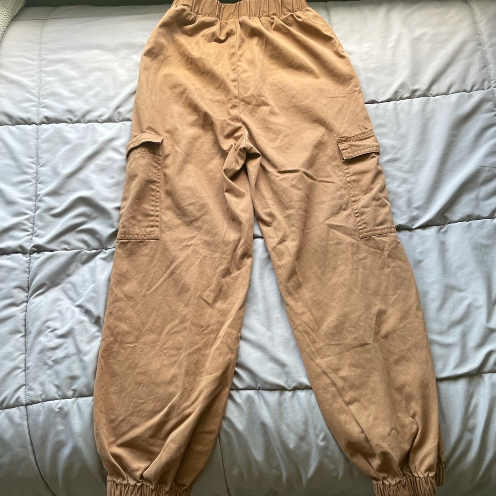H&M Divided Cargo Pants - Picture 2 of 5